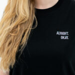 zwart t-shirt alright okay opdruk