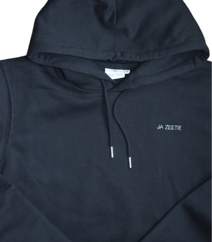 7001 zwart hoodie ja zeetie