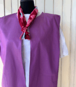 0702 sjaal rood, roze, blauw met bloem print outfit